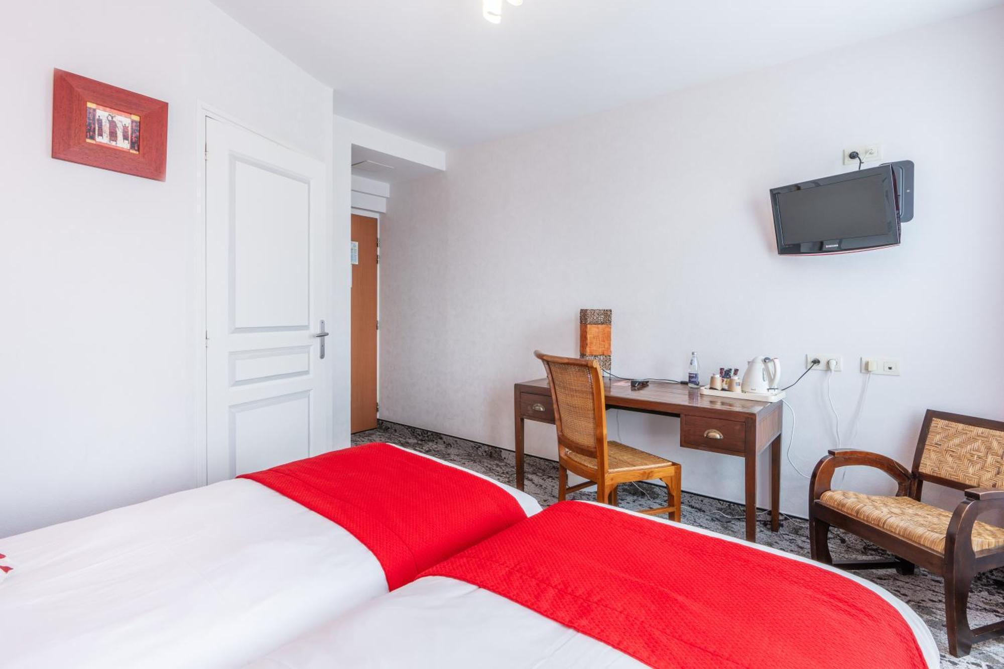 Hotel Des Ducs Alençon Dış mekan fotoğraf