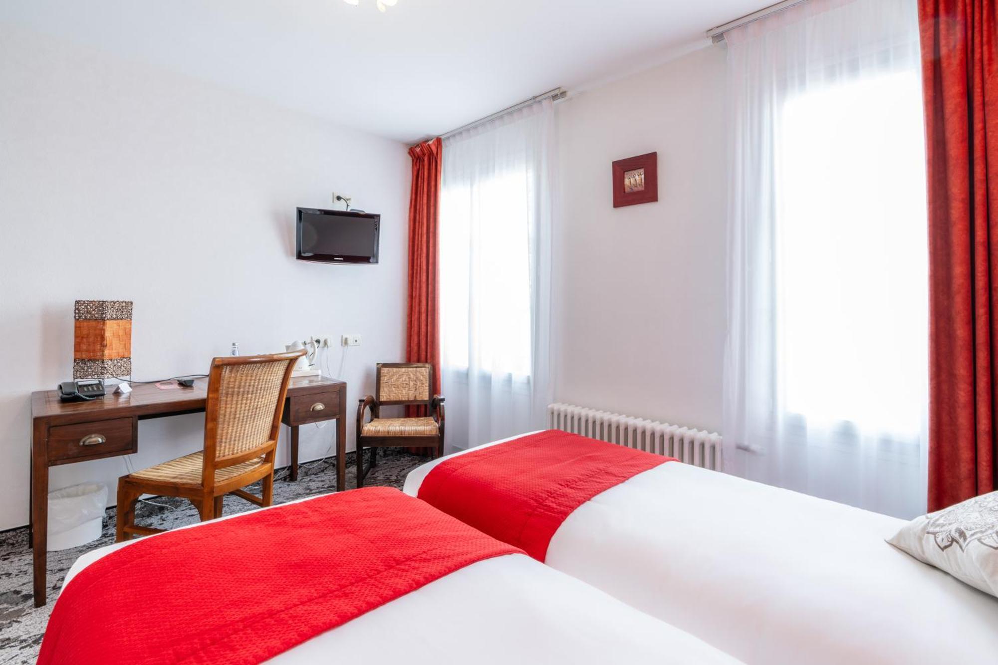 Hotel Des Ducs Alençon Dış mekan fotoğraf