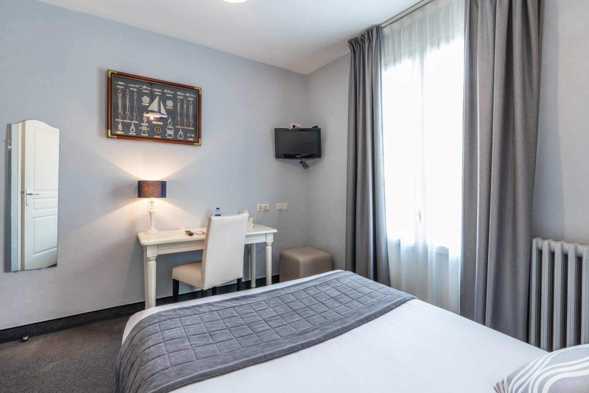 Hotel Des Ducs Alençon Dış mekan fotoğraf