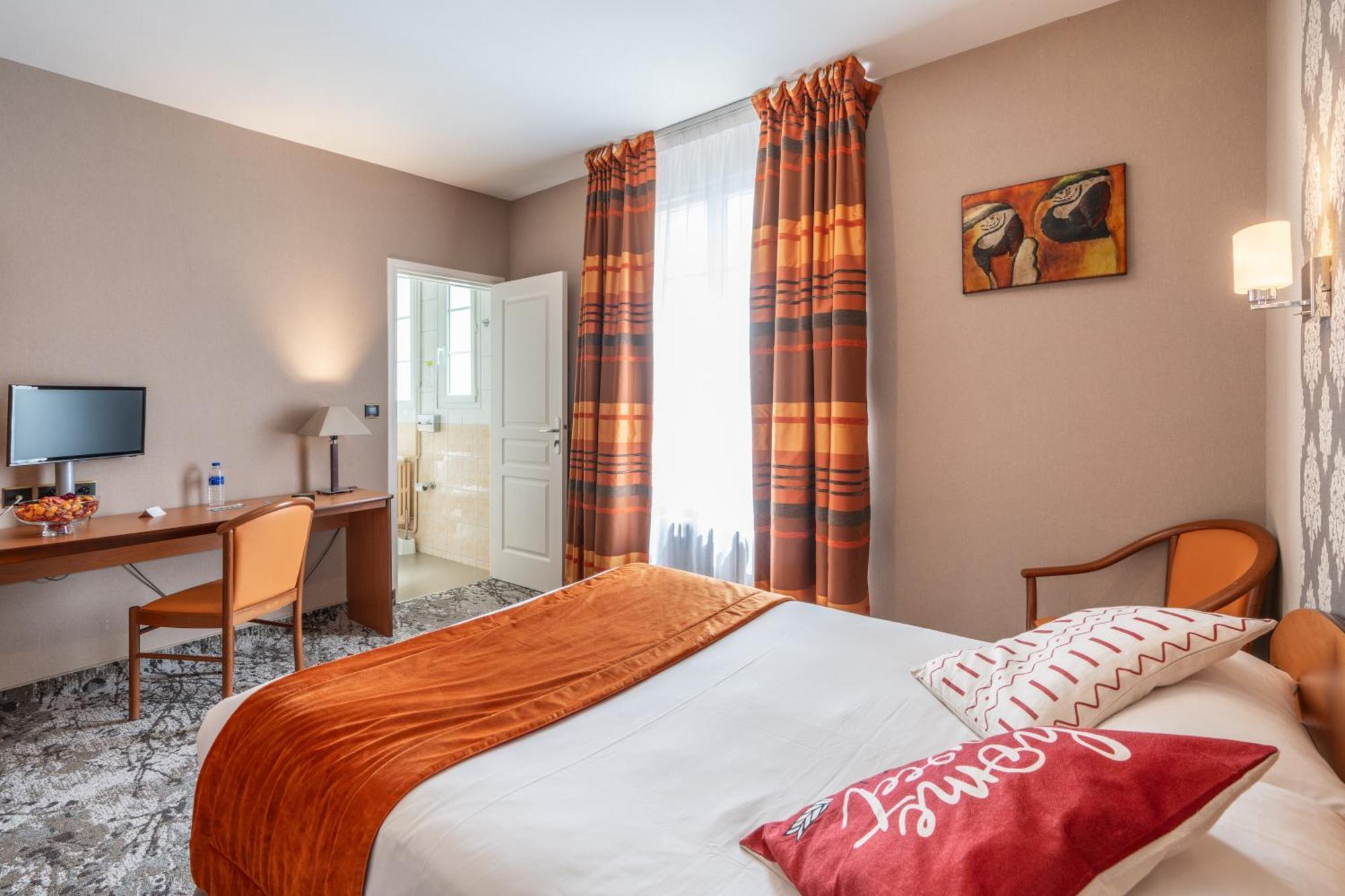 Hotel Des Ducs Alençon Dış mekan fotoğraf